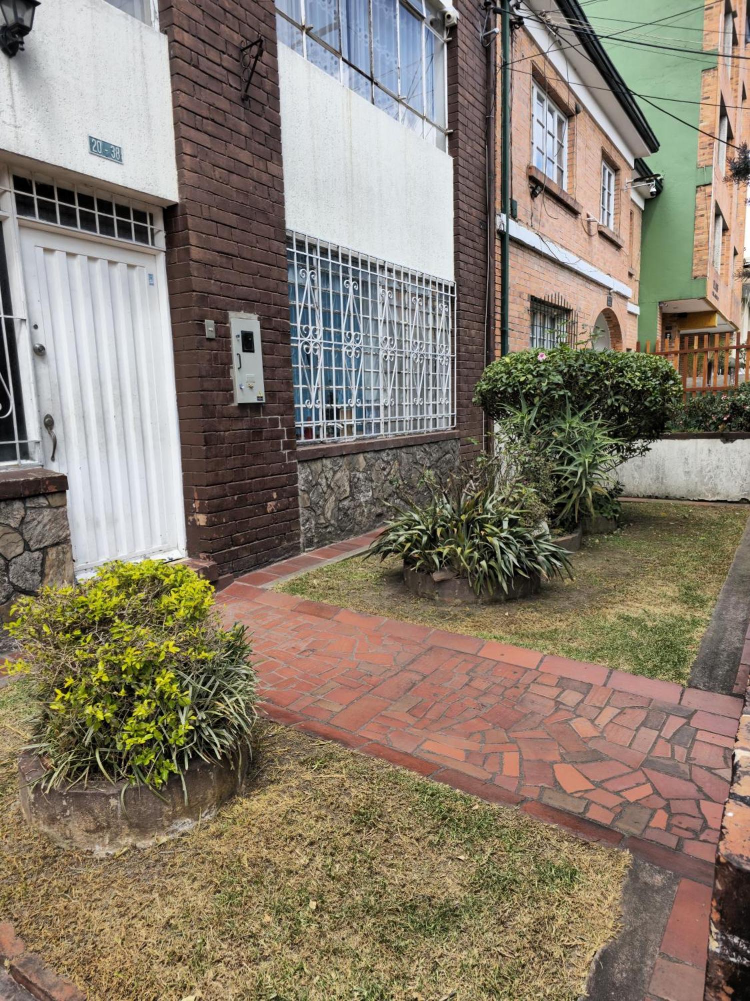 Casa En Bogota Ubicada En Zona Central Экстерьер фото
